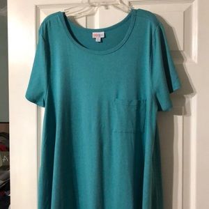 Lularoe XL Carly fits like 18/20